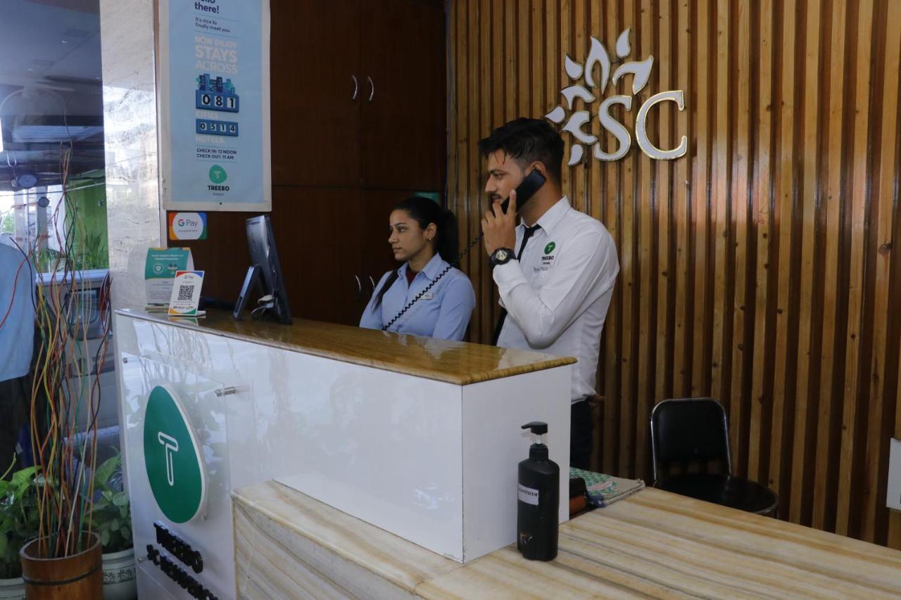 Hotel S C Residency Zirakpur 외부 사진