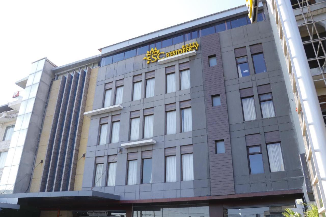 Hotel S C Residency Zirakpur 외부 사진